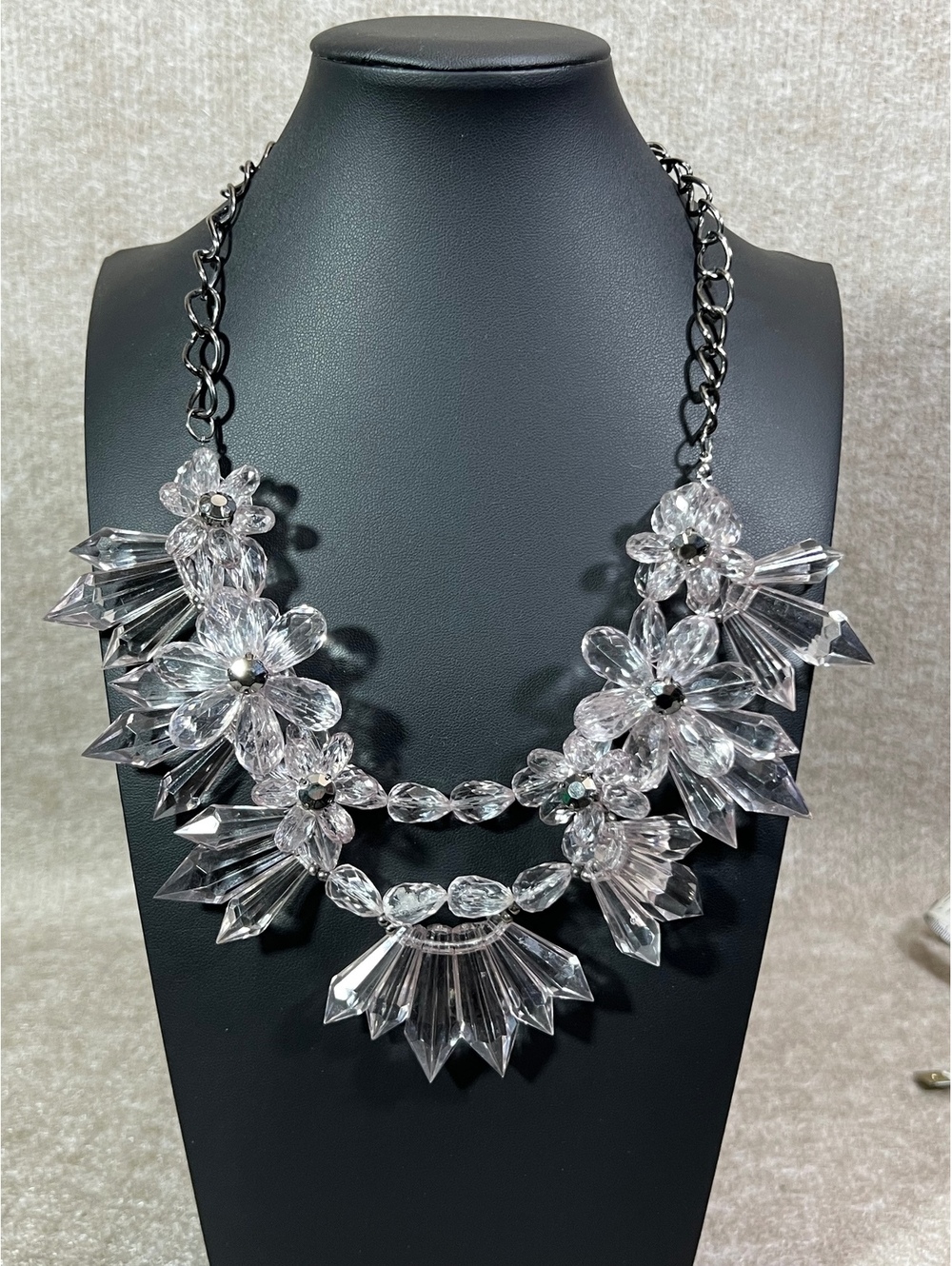 Clear Acrylic Statement Bib Necklace Floral Faceted Black Chain